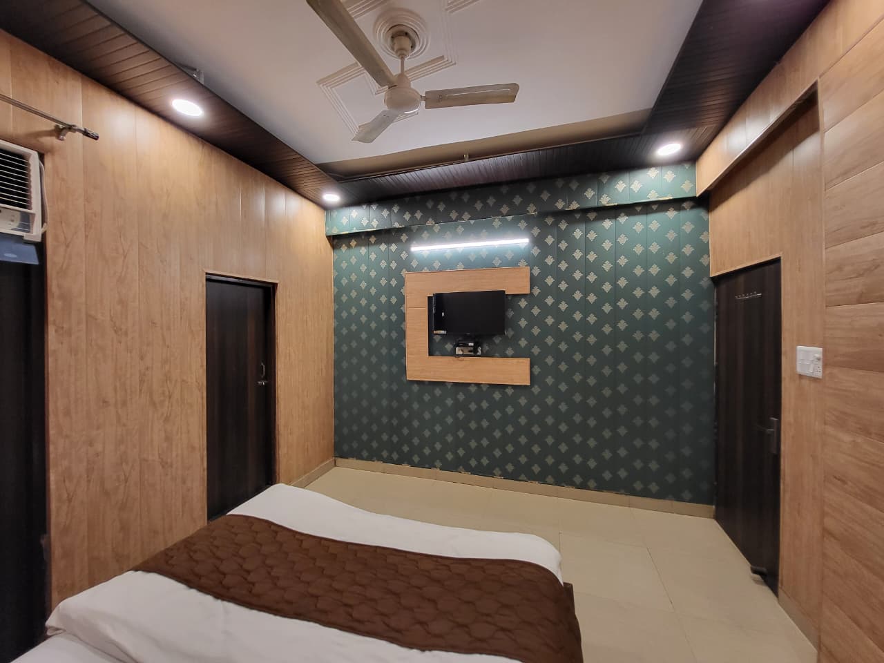 WhatsApp Image 2026-01-09 at 4.44.37 PM